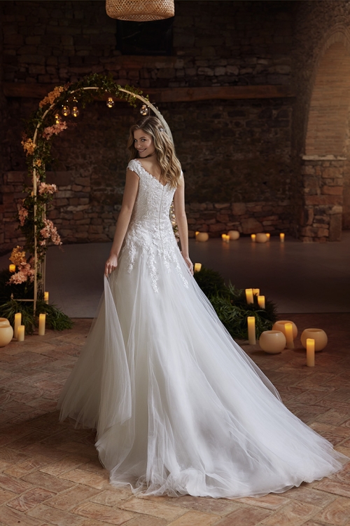 Robe de Mariée DRAGOSTE White One Collection 2022| Boutique Paris