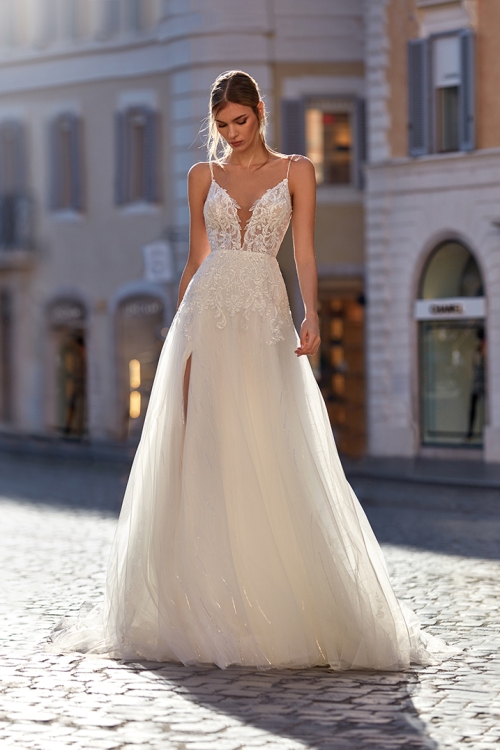 Robe de Mariée AUBRETTE Nicole collection 2023 | Boutique Paris