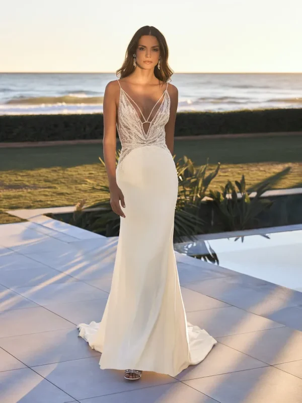 Robe de Mariée IRIS Pronovias collection 2023 | Mariée Parisienne Robe de Mariée IRIS Pronovias collection 2023 | Mariée Parisienne