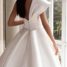 Robe de Mariée SEDNA- Pronovias collection 2023 | Mariée Parisienne Robe de Mariée SEDNA- Pronovias collection 2023 | Mariée Parisienne