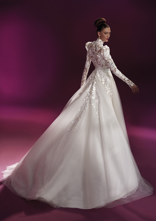 FAYETTE Atelier Pronovias Wedding Dress collection 2023 FAYETTE Atelier Pronovias Wedding Dress collection 2023