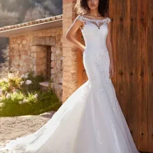 Robe de Mariée KASIH White One Collection 2023| Paris Robe de Mariée KASIH White One Collection 2023| Paris