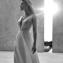 Robe de Mariée ASMARA Pronovias collection 2024 | Mariée Parisienne Robe de Mariée ASMARA Pronovias collection 2024 | Mariée Parisienne
