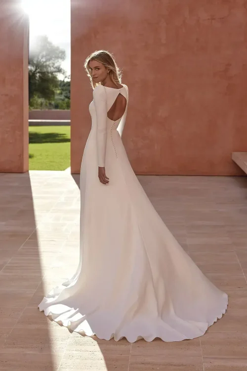 ASPEN Wedding Dress Pronovias collection 2024