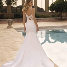 Robe de Mariée CHERI White One Collection 2024| Boutique Paris Robe de Mariée CHERI White One Collection 2024| Boutique Paris