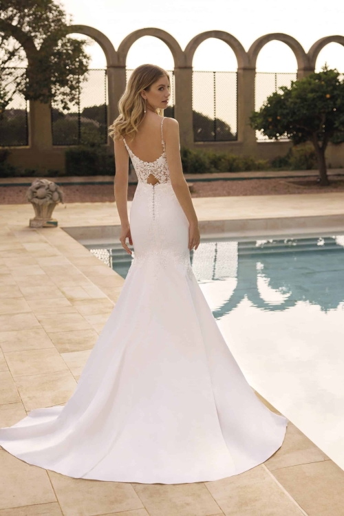 Robe de Mariée CHERI White One Collection 2024| Boutique Paris