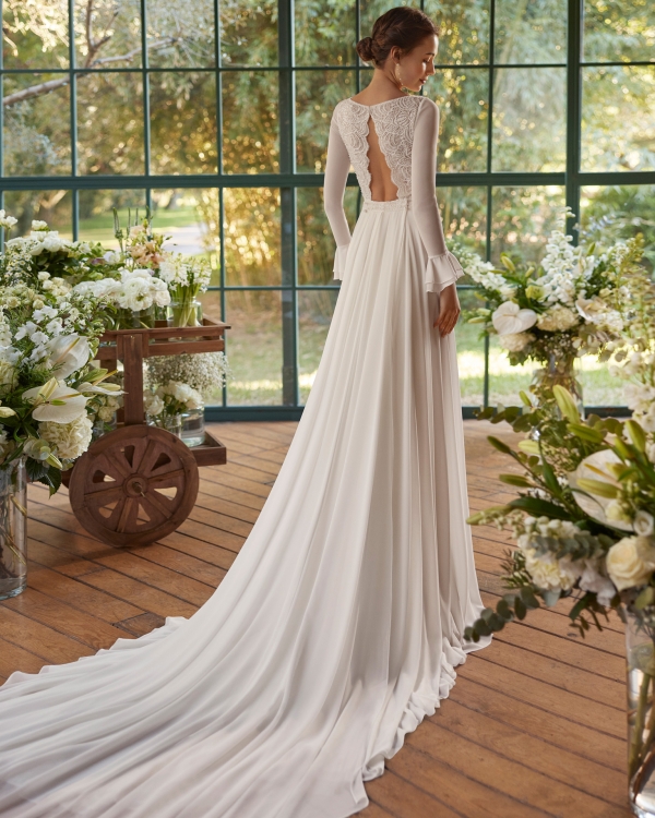 Robe de Mariée NEULA Aire Barcelona 2024| Mariée Parisienne Robe de Mariée NEULA Aire Barcelona 2024| Mariée Parisienne