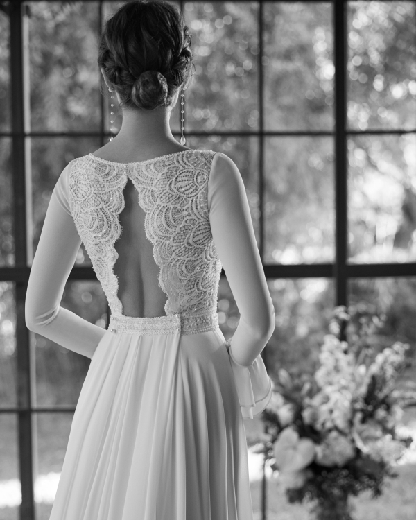 Robe de Mariée NEULA Aire Barcelona 2024| Mariée Parisienne Robe de Mariée NEULA Aire Barcelona 2024| Mariée Parisienne