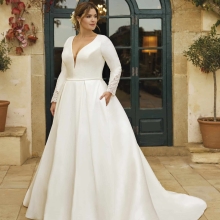 Robe de Mariée NOLANS White One Collection 2024| Paris Robe de Mariée NOLANS White One Collection 2024| Paris