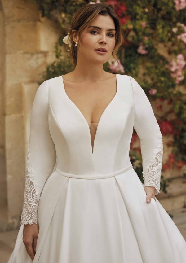 Robe de Mariée NOLANS White One Collection 2024| Paris Robe de Mariée NOLANS White One Collection 2024| Paris