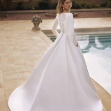 Robe de Mariée NOLANS White One Collection 2024| Paris Robe de Mariée NOLANS White One Collection 2024| Paris