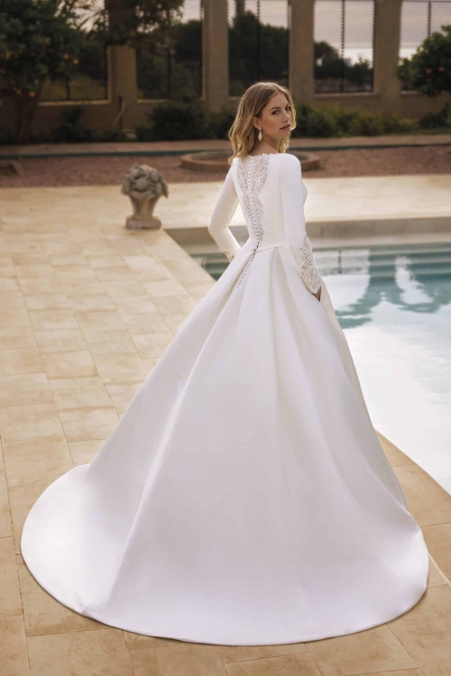Robe de Mariée NOLANS White One Collection 2024| Paris
