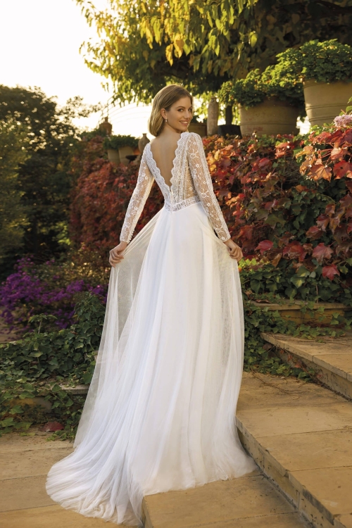 SHEILA Wedding Dress White one Collection 2024 Paris Boutique
