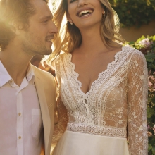 Robe de Mariée SHEILA White One Collection 2024| Paris Robe de Mariée SHEILA White One Collection 2024| Paris