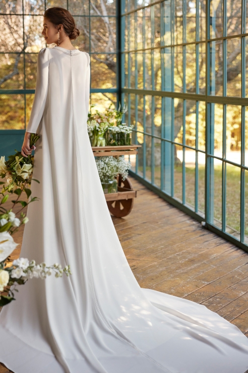 NAIMA Wedding Dress Aire Barcelona Collection 2024| Paris Boutique