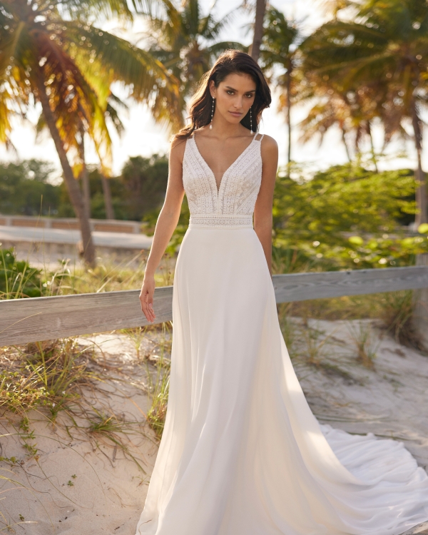 Robe de Mariée VALERIA Aire Barcelona 2024| Mariée Parisienne Robe de Mariée VALERIA Aire Barcelona 2024| Mariée Parisienne