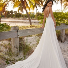Robe de Mariée VALERIA Aire Barcelona 2024| Mariée Parisienne Robe de Mariée VALERIA Aire Barcelona 2024| Mariée Parisienne