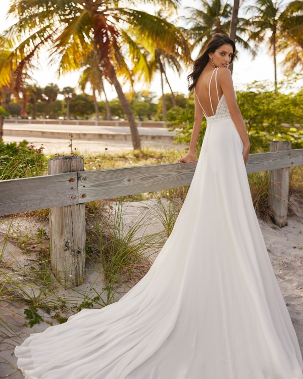 Robe de Mariée VALERIA Aire Barcelona 2024| Mariée Parisienne Robe de Mariée VALERIA Aire Barcelona 2024| Mariée Parisienne