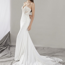 Robe de Mariée BALE Pronovias collection 2025| Boutique Paris Robe de Mariée BALE Pronovias collection 2025| Boutique Paris