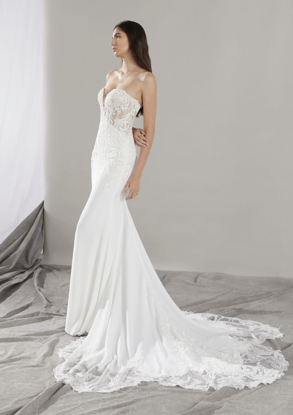 Robe de Mariée BALE Pronovias collection 2025| Boutique Paris Robe de Mariée BALE Pronovias collection 2025| Boutique Paris