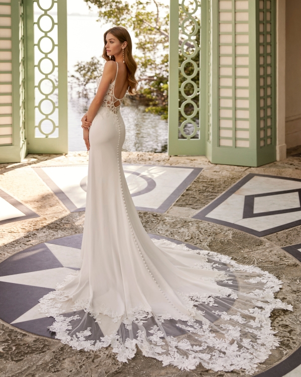 SETIEN Wedding Dress Aire Barcelona Collection 2025| Paris BoutiqueA_1 SETIEN Wedding Dress Aire Barcelona Collection 2025| Paris Boutique