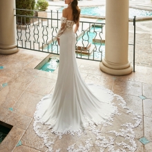 IBETH Wedding Dress Aire Barcelona Collection 2025| Paris Boutique IBETH Wedding Dress Aire Barcelona Collection 2025| Paris Boutique
