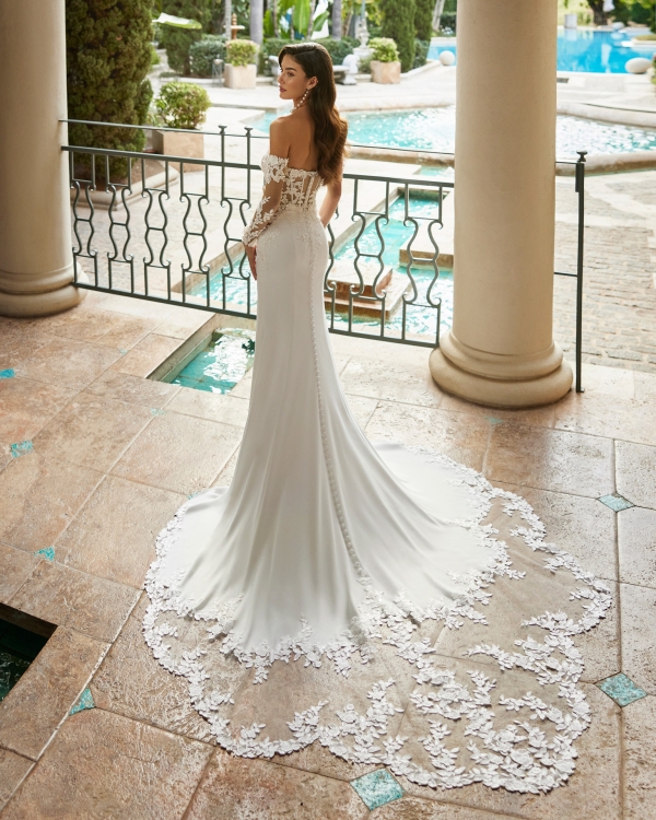 IBETH Wedding Dress Aire Barcelona Collection 2025| Paris Boutique IBETH Wedding Dress Aire Barcelona Collection 2025| Paris Boutique