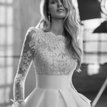 WALTA Wedding Dress Aire Barcelona Collection 2025| Paris Boutique WALTA Wedding Dress Aire Barcelona Collection 2025| Paris Boutique