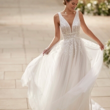 Robe de mariée HEREMY Alma Novias collection 2025 Robe de mariée HEREMY Alma Novias collection 2025