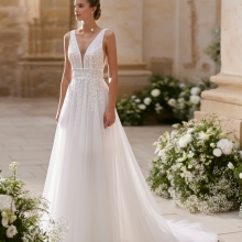 Robe de mariée HEREMY Alma Novias collection 2025 Robe de mariée HEREMY Alma Novias collection 2025