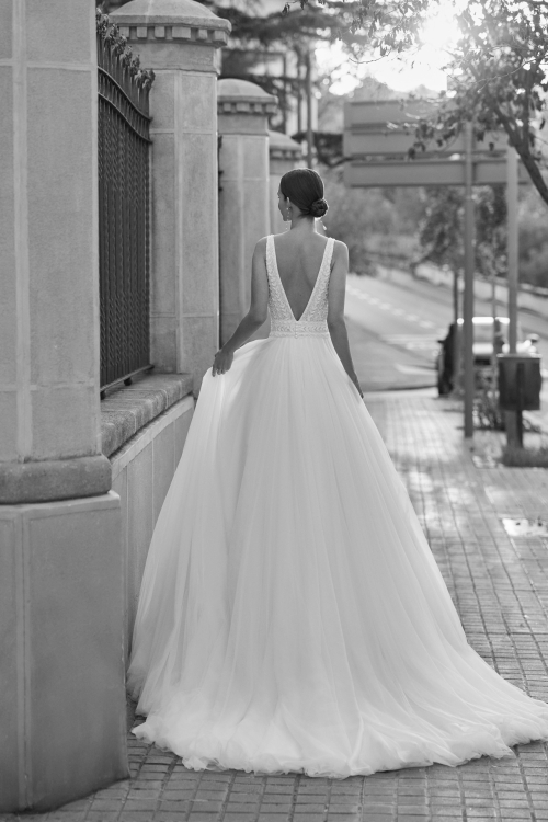 PAOLO Wedding Dress Aire Barcelona Collection 2025| Paris Boutique