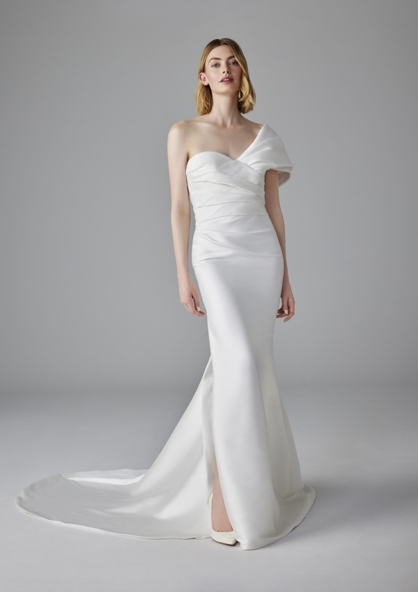 Robe de Mariée ETIENNES Pronovias collection 2025| Paris Robe de Mariée ETIENNES Pronovias collection 2025| Paris