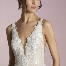 TAKARA Wedding Dress White one Collection 2025 Paris Boutique TAKARA Wedding Dress White one Collection 2025 Paris Boutique