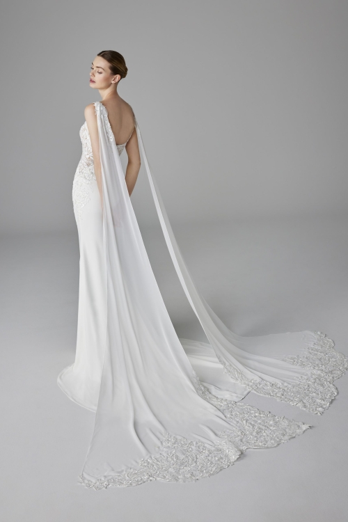 ALIX Wedding Dress Pronovias collection 2025| Boutique Paris