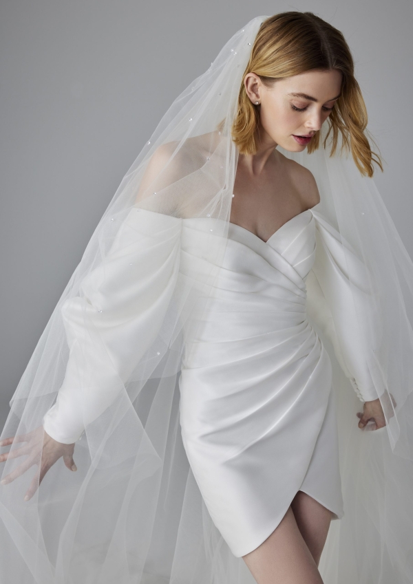 QUINN Wedding Dress Pronovias collection 2025| Boutique Paris QUINN Wedding Dress Pronovias collection 2025| Boutique Paris