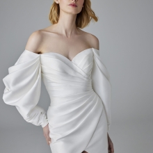 QUINN Wedding Dress Pronovias collection 2025| Boutique Paris QUINN Wedding Dress Pronovias collection 2025| Boutique Paris