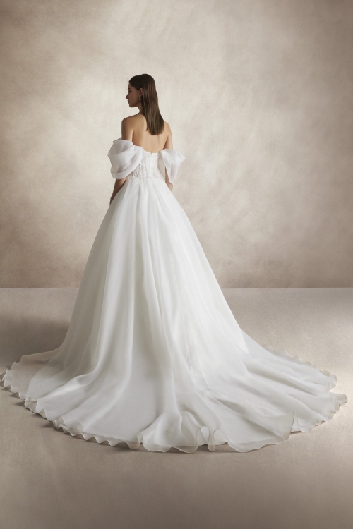 GHIA Nicole Wedding Dress collection 2025| Boutique Paris