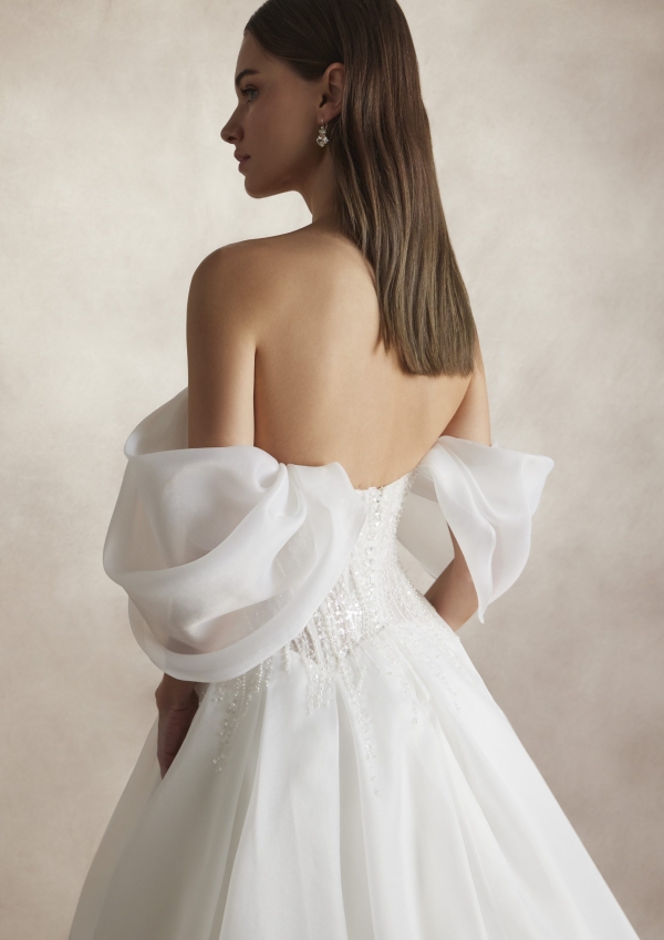 GHIA Nicole Wedding Dress collection 2025| Boutique Paris GHIA Nicole Wedding Dress collection 2025| Boutique Paris