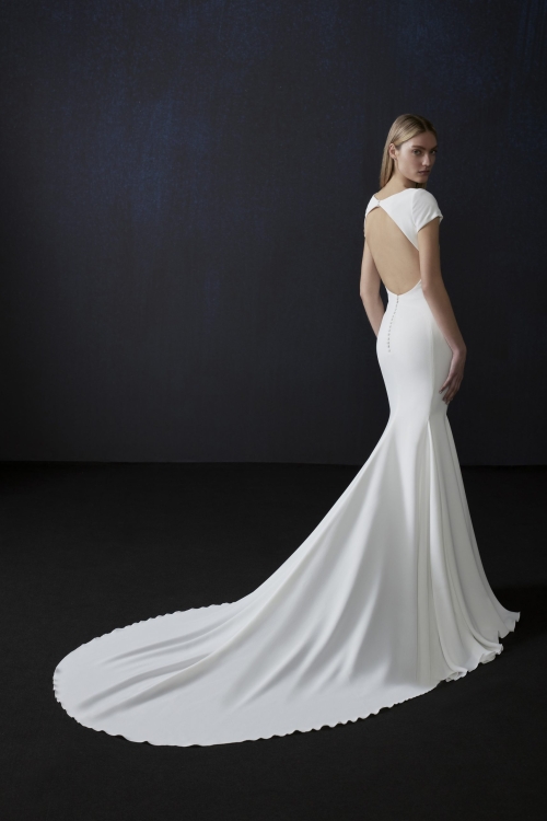VALERIA Atelier Pronovias Wedding Dress collection 2025