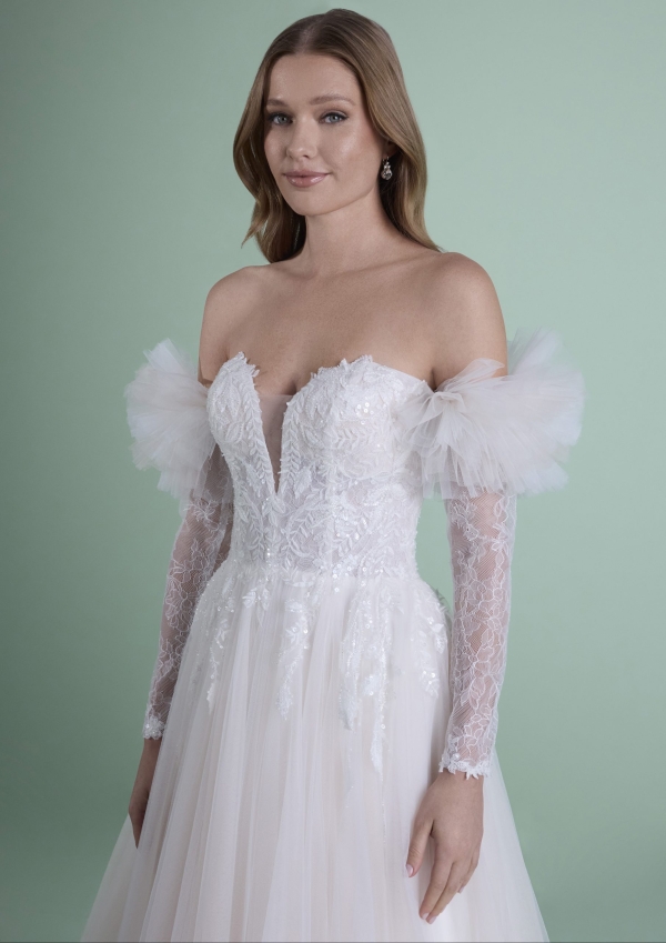WINGS Wedding Dress Colet Collection 2025| Paris Boutique WINGS Wedding Dress Colet Collection 2025| Paris Boutique