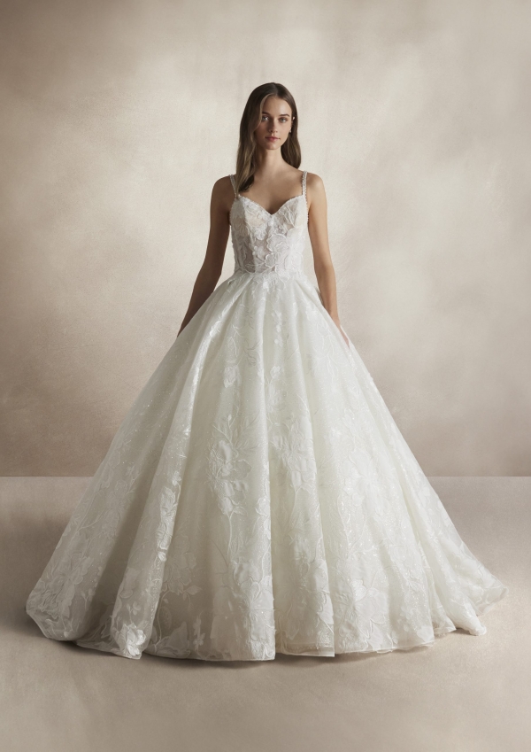 ZAILA Nicole Wedding Dress collection 2025| Boutique Paris ZAILA Nicole Wedding Dress collection 2025| Boutique Paris