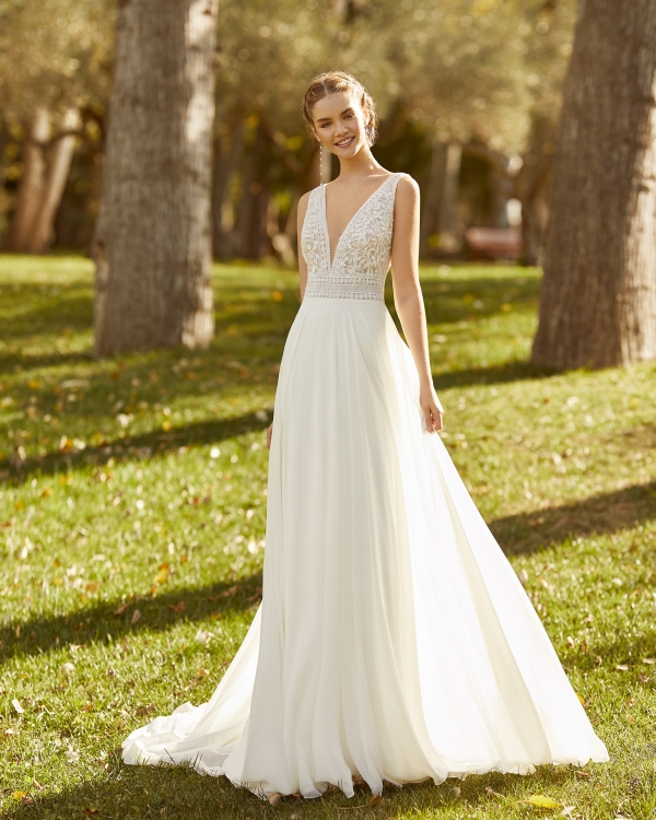 KEREM Wedding Dress Aire Barcelona Collection 2025| Paris Boutique KEREM Wedding Dress Aire Barcelona Collection 2025| Paris Boutique
