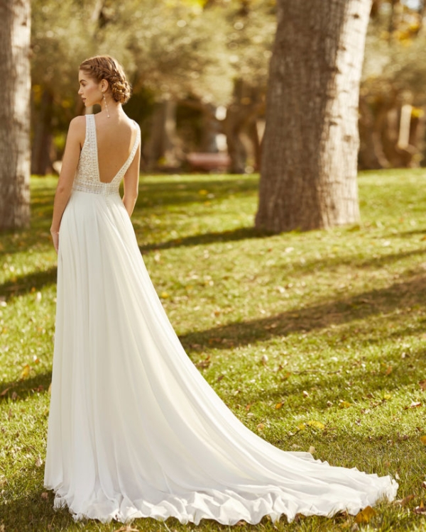 KEREM Wedding Dress Aire Barcelona Collection 2025| Paris Boutique KEREM Wedding Dress Aire Barcelona Collection 2025| Paris Boutique