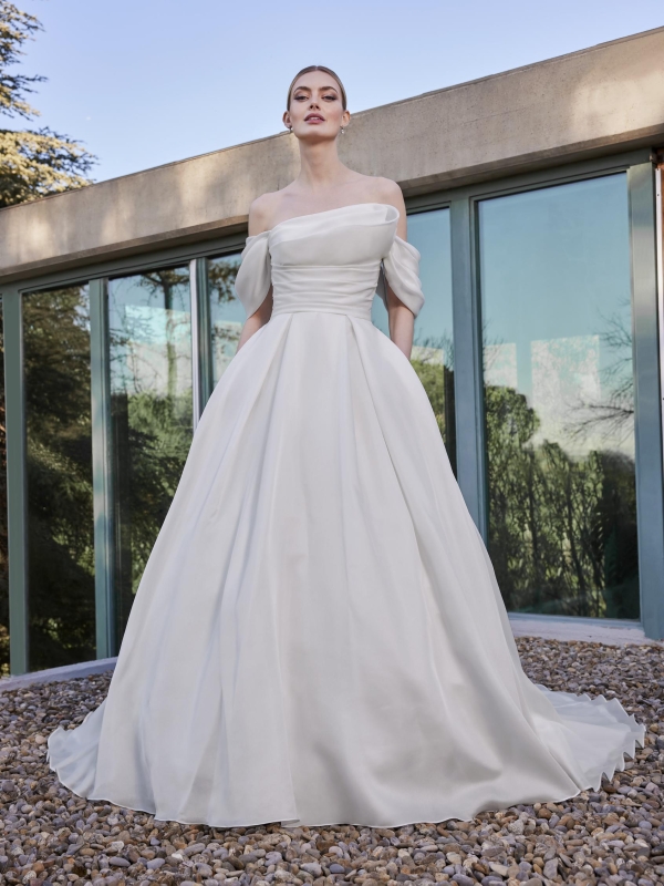 Robe de Mariée ATINA Pronovias collection 2026 | Paris Robe de Mariée ATINA Pronovias collection 2026 | Paris