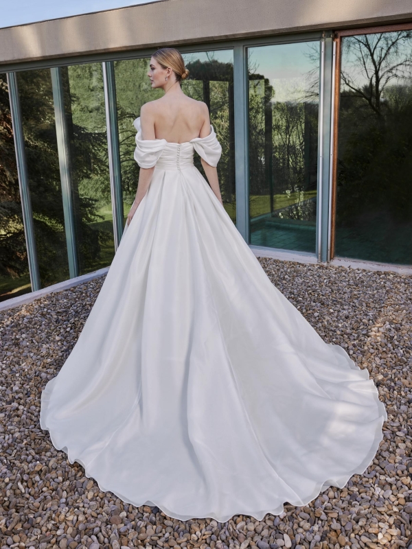 Robe de Mariée ATINA Pronovias collection 2026 | Paris Robe de Mariée ATINA Pronovias collection 2026 | Paris