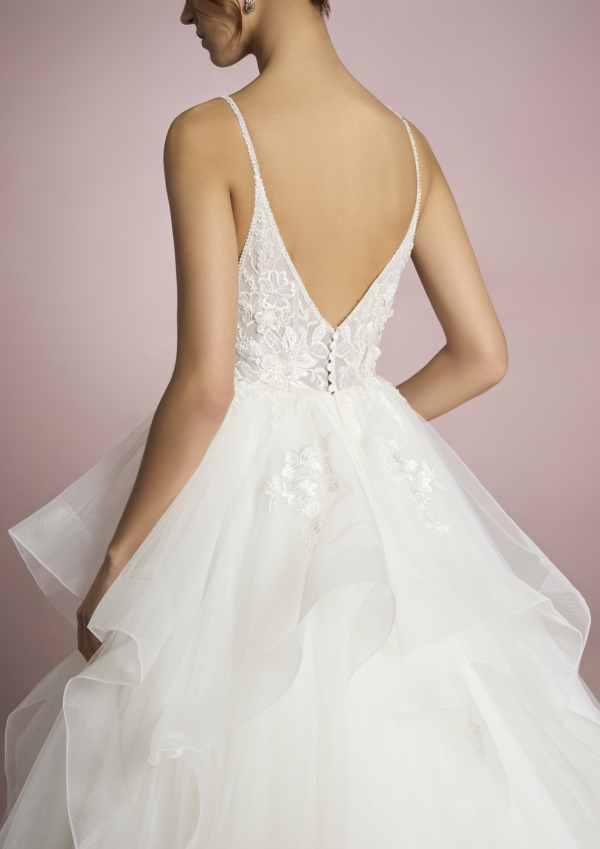 AYUMI Wedding Dress White one Collection 2026 Paris Boutique AYUMI Wedding Dress White one Collection 2026 Paris Boutique