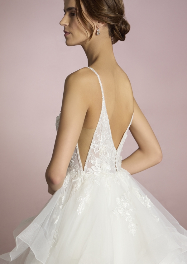 AYUMI Wedding Dress White one Collection 2026 Paris Boutique AYUMI Wedding Dress White one Collection 2026 Paris Boutique