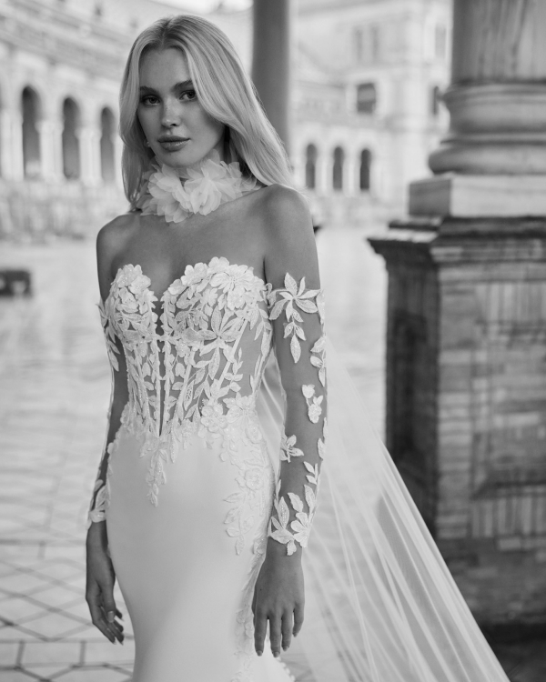 KAELAT Wedding Dress Aire Barcelona Collection 2026| Paris Boutique KAELAT Wedding Dress Aire Barcelona Collection 2026| Paris Boutique
