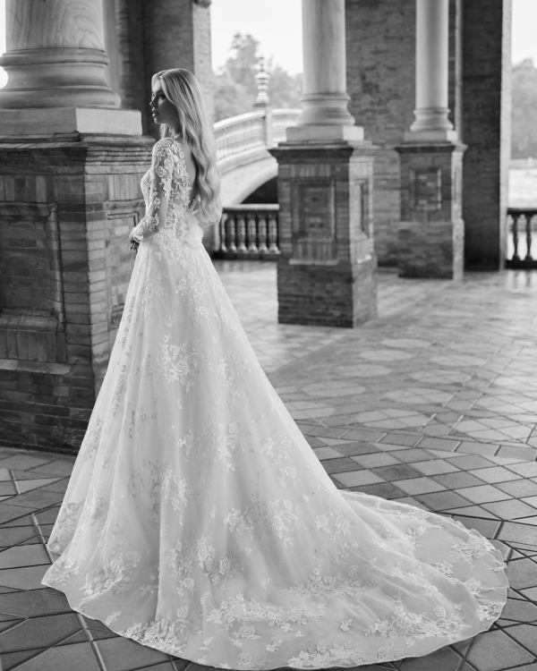 KATIN Wedding Dress Aire Barcelona Collection 2026| Paris Boutique