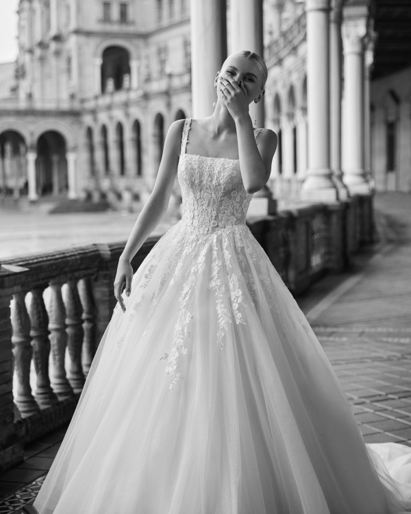 Robe de Mariée KEIZAN Aire Barcelona 2026| Mariée Parisienne Robe de Mariée KEIZAN Aire Barcelona 2026| Mariée Parisienne